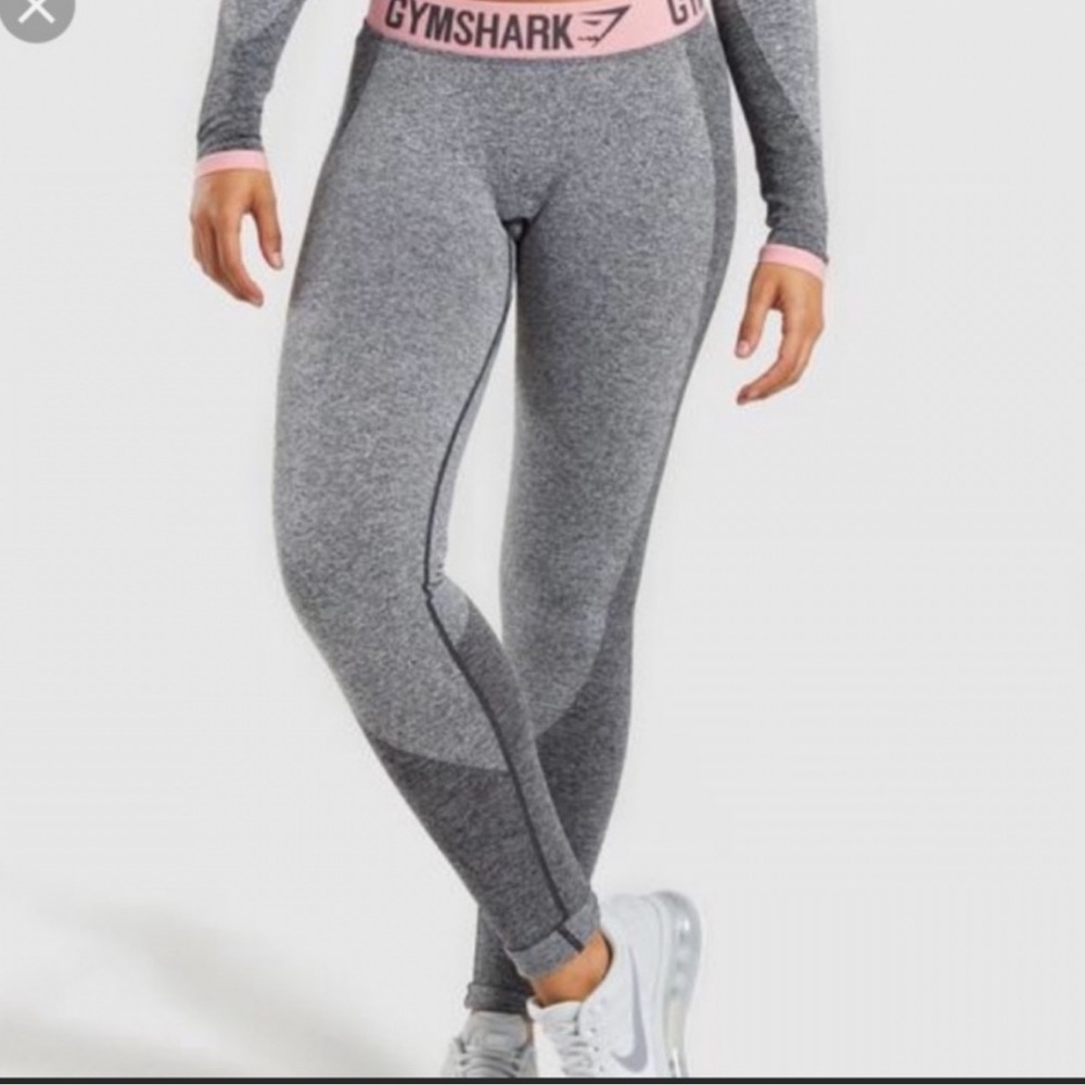 SOLD Gymshark Flex Leggings Gray Pink Size Small - Picture 1 of 4